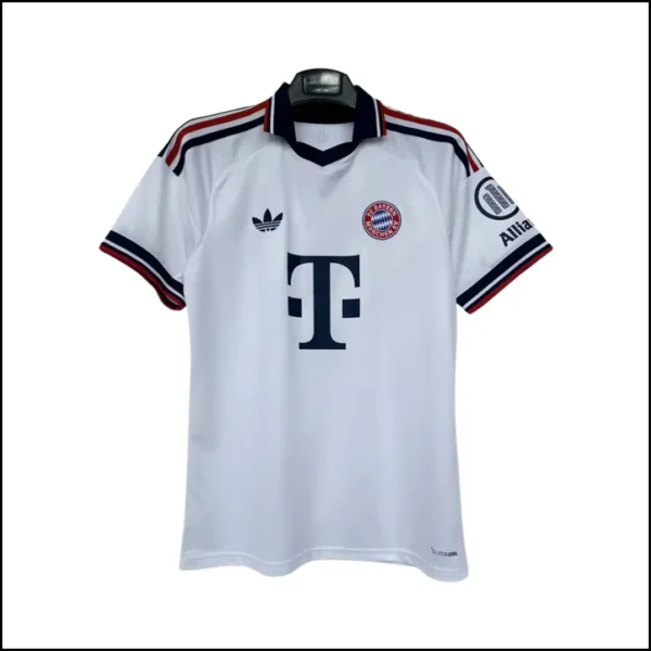 Bayern Munich - Maillot extérieur 26/27