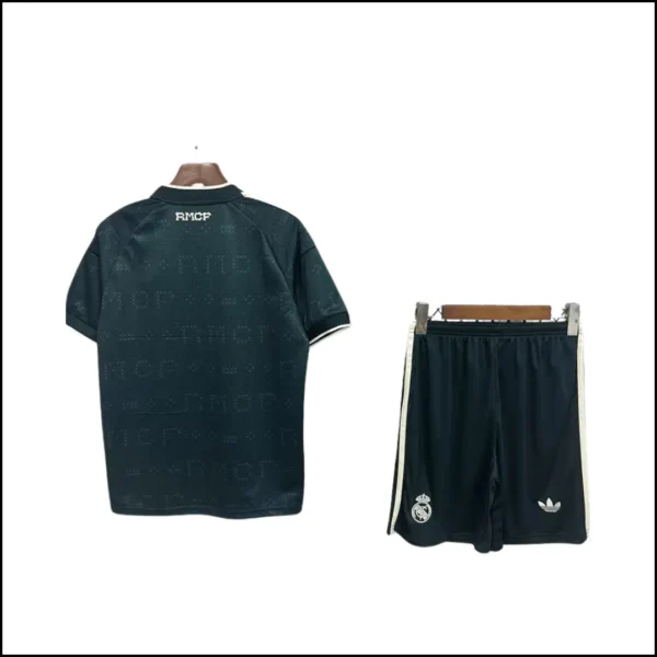 Real Madrid - Kit enfant extérieur 26/27 – Image 2